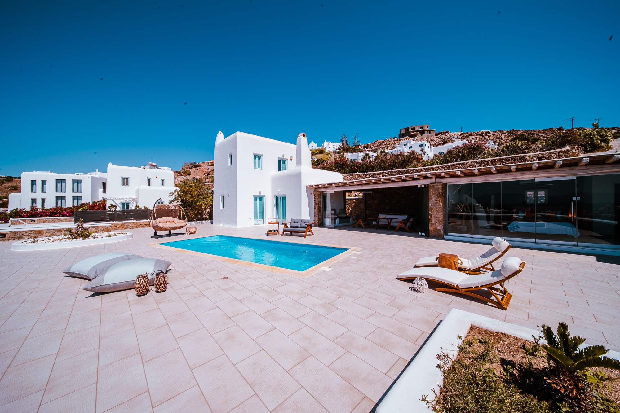 2W4A9681-HDR_+θ+γ_2000px