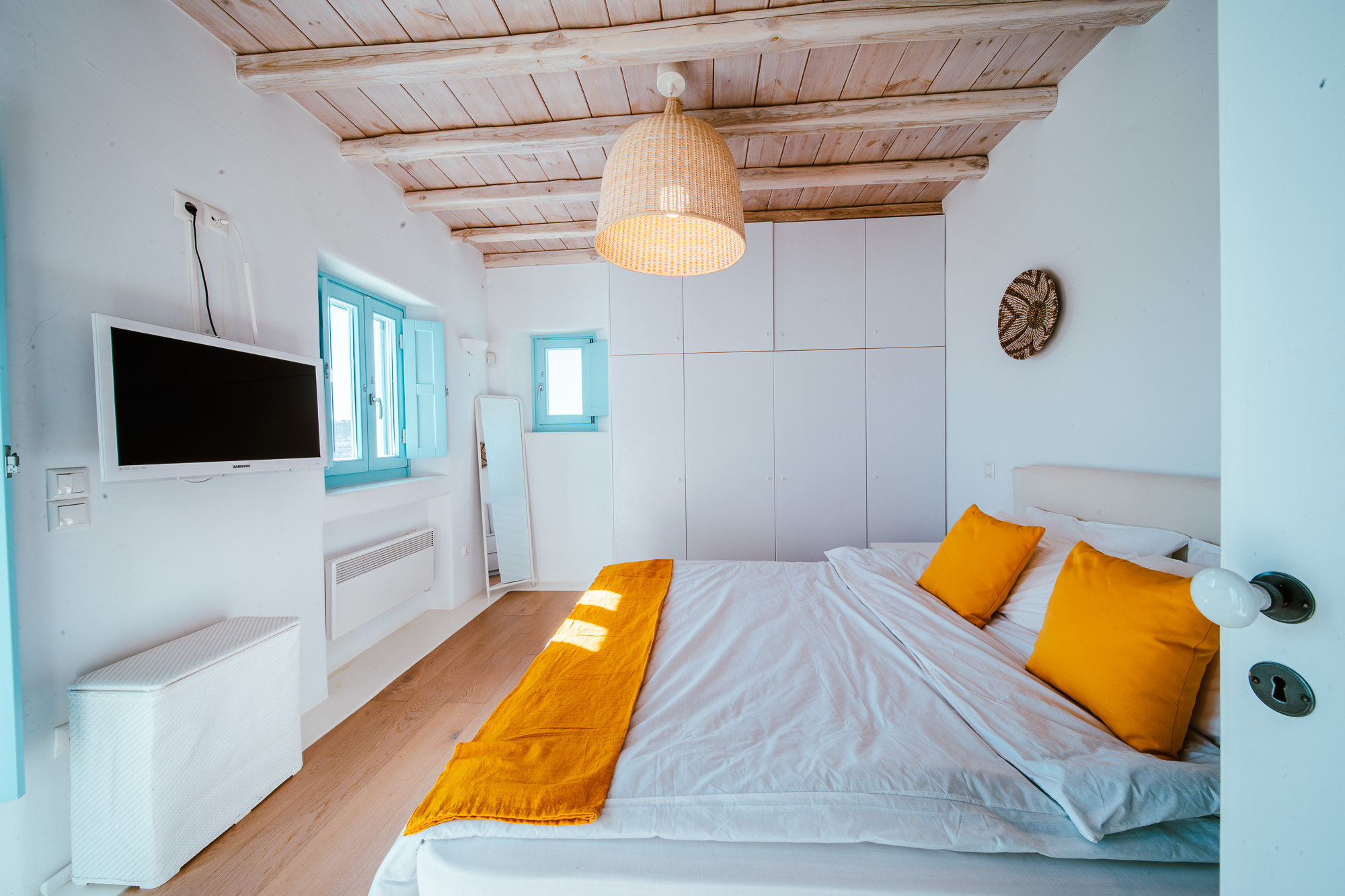 2W4A9984-HDR_+θ+γ_2000px